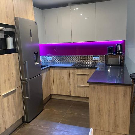 גורז'וב ווילקופולסקי Apartament One Ogrodek I Parking מראה חיצוני תמונה