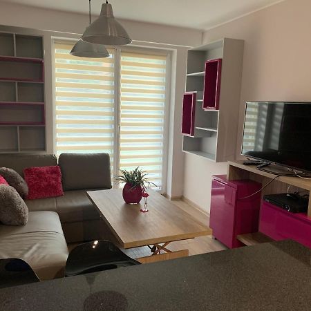 גורז'וב ווילקופולסקי Apartament One Ogrodek I Parking מראה חיצוני תמונה
