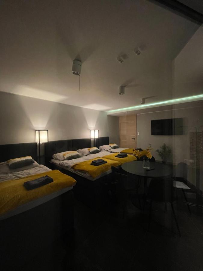 גורז'וב ווילקופולסקי Apartament One Ogrodek I Parking מראה חיצוני תמונה