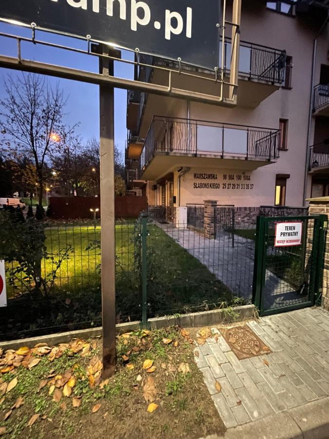 גורז'וב ווילקופולסקי Apartament One Ogrodek I Parking מראה חיצוני תמונה
