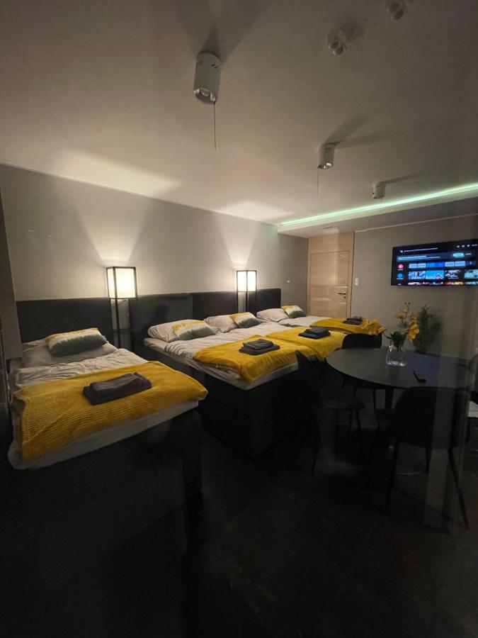 גורז'וב ווילקופולסקי Apartament One Ogrodek I Parking מראה חיצוני תמונה